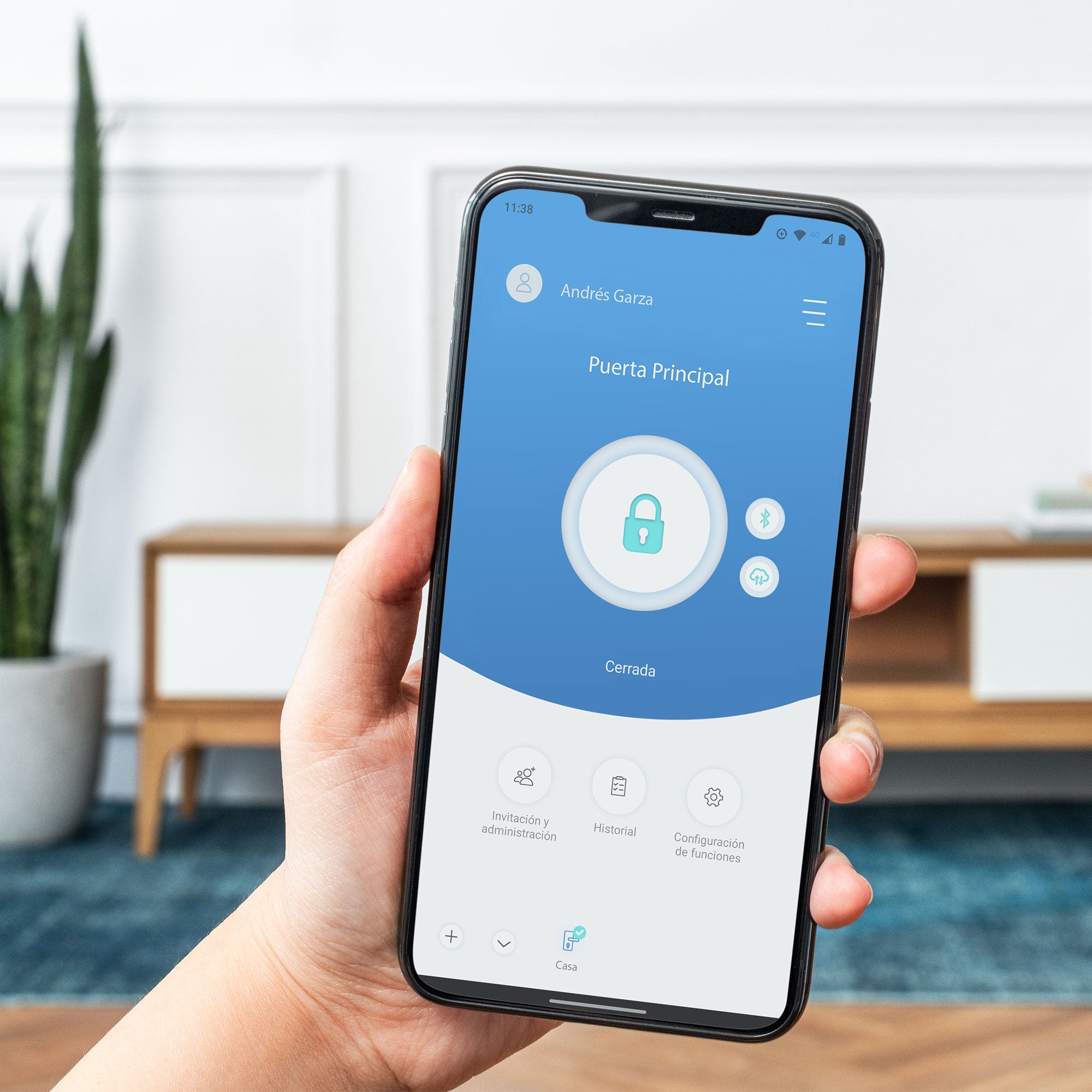 Smartphone con App Excel Smart Doorlock para acceso remoto a la Cerradura Electrónica EXC-SD410